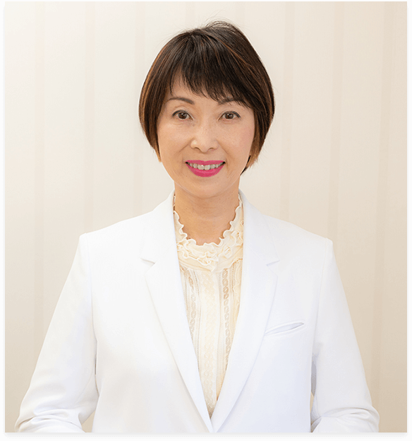 院長 藤本可芳子