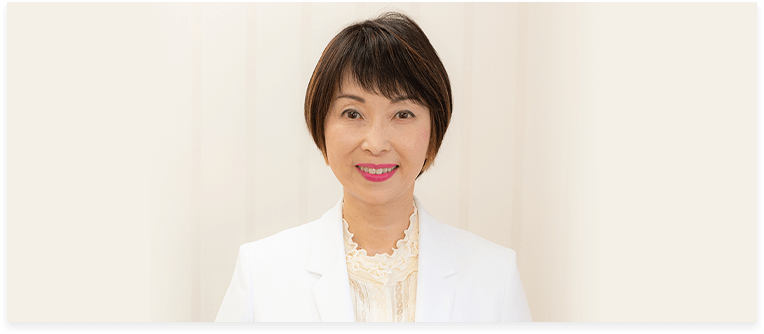 院長 藤本可芳子